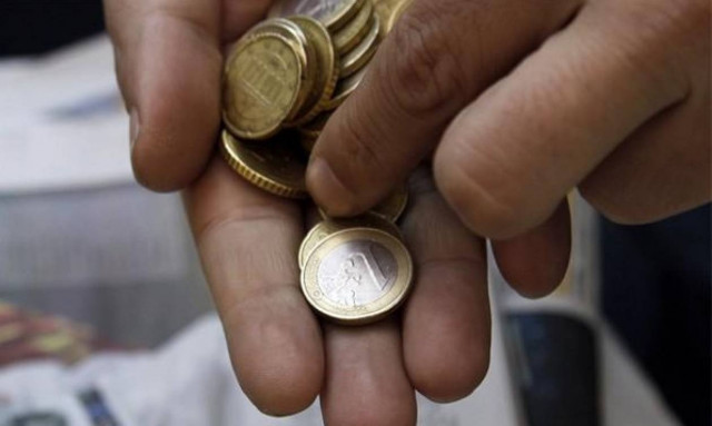 Την Παρασκευή η καταβολή των οικογενειακών επιδομάτων