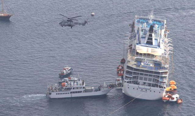 Η Πολιτεία θέλει την ανέλκυση του "Sea Diamond" - «Τεχνικώς ανέφικτη» την κρίνει το εφετείο Πειραιά