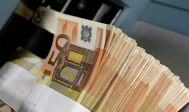 Capital controls: Τι γίνεται με τις συναλλαγές - αγορές ή πληρωμές - σε internet και εξωτερικό