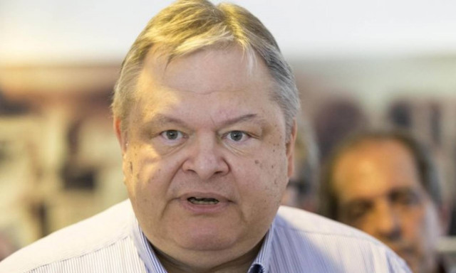 Ο Βενιζέλος ασκεί πολιτική μέσω …social media – Επιτίθεται στην Κωνσταντοπούλου