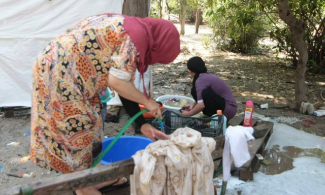 Έως την Τρίτη 11/08 η εγκατάσταση των προσφύγων του Πεδίου Άρεως στον Ελαιώνα