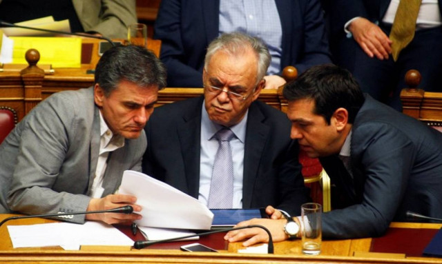 Στα χέρια της κυβέρνησης η πρόταση των θεσμών για το νέο μνημόνιο