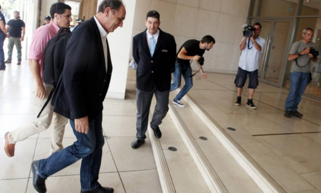 Πυρετός διαβουλεύσεων για συμφωνία έως την Τρίτη