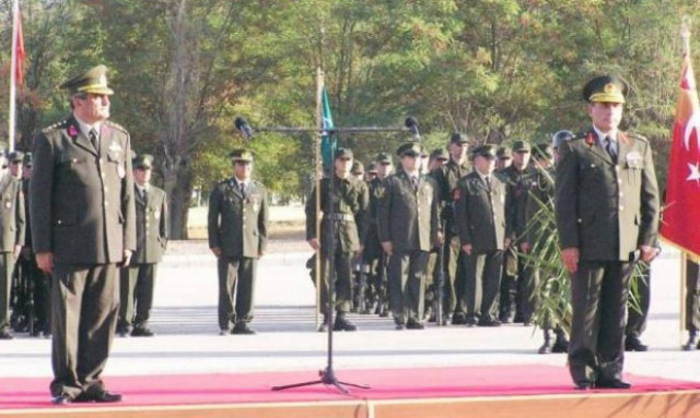 Aλλαγή φρουράς στη διοίκηση της ταξιαρχίας στον Τύρναβο