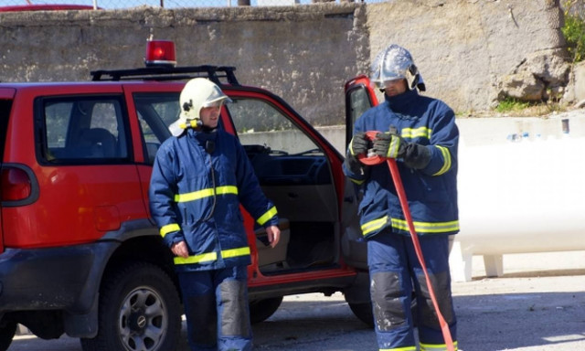 Στις φλόγες διαμέρισμα στα Χανιά