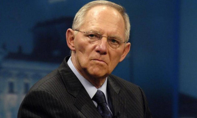 Πώς ο Β. Σόιμπλε απειλεί να τινάξει στον αέρα τη συμφωνία