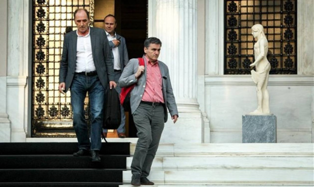 Συμφωνία: Ολονύχτιο θρίλερ διαπραγματεύσεων με τους δανειστές