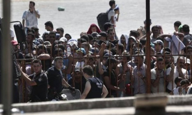 Κομισιόν: Έτοιμη να συνδράμει την Ελλάδα στο μεταναστευτικό