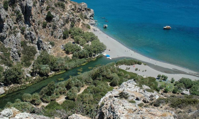 Ρέθυμνο: Συλλήψεις για παράνομη κατασκήνωση στη Λίμνη Πρέβελη