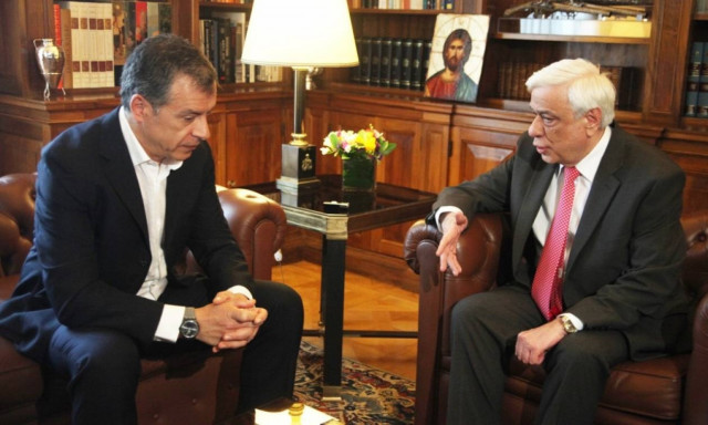 Στον Πρόεδρο της Δημοκρατίας ο Στ. Θεοδωράκης