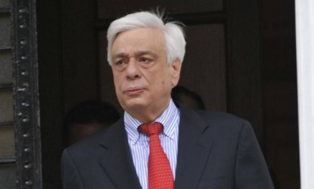 Σε Πάρο και Τήνο για Δεκαπενταύγουστο ο Παυλόπουλος