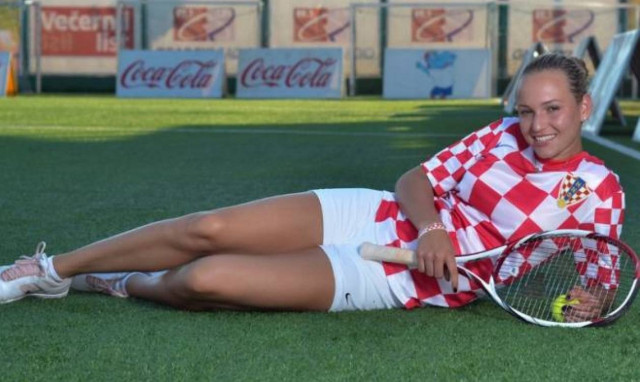 Ντόνα Βέκιτς: Η... πέτρα του σκανδάλου! (photos)