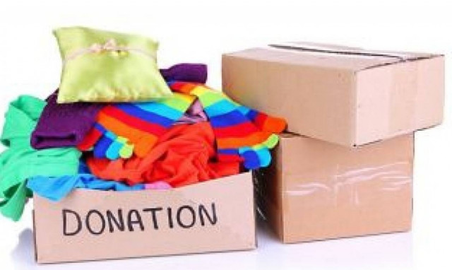 Συλλογή ρούχων από το Τμήμα Νέων της ΑΧΕΠΑ Βικτώρια για τους Ελληνες