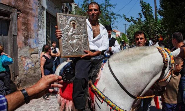 Γεύσεις από Ελλάδα στο τραπέζι του Δεκαπενταύγουστου