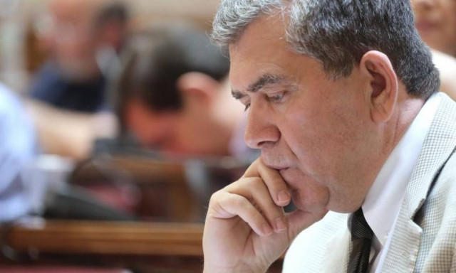 Μνημόνιο 3: Οι βουλευτές του ΣΥΡΙΖΑ που ψήφισαν ΟΧΙ και ΠΑΡΩΝ