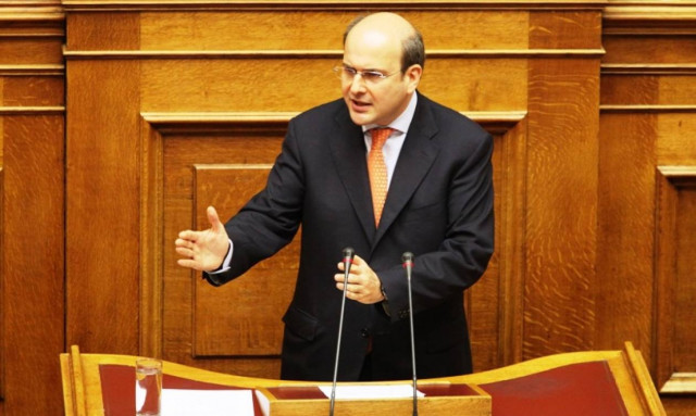 Συμφωνία - Χατζηδάκης:  Το ψέμα έχει κοντά ποδάρια (vid)