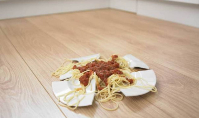 Τη χώρισε γιατί δεν του μαγείρευε όταν πεινούσε