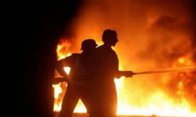 Στο νοσοκομείο ηλικιωμένος μετά από φωτιά στο σπίτι του