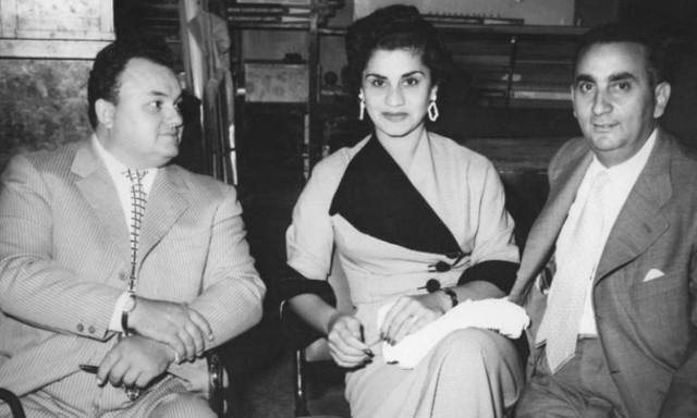 «Με λύπη μου σας ανακοινώνω ότι έφυγε από τη ζωή η μητέρα μου»