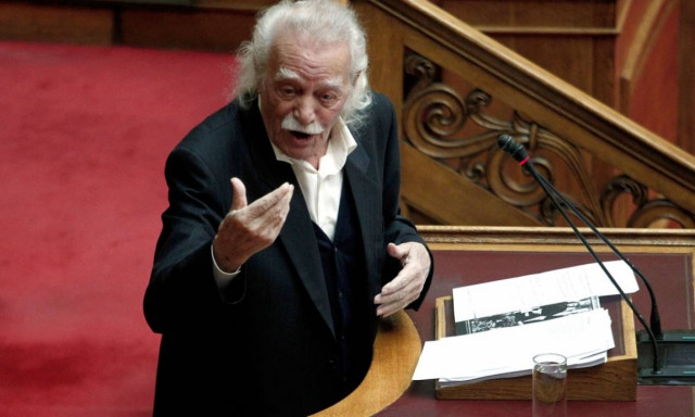 «Απαράδεκτη» χαρακτηρίζει τη συμφωνία ο Μ. Γλέζος