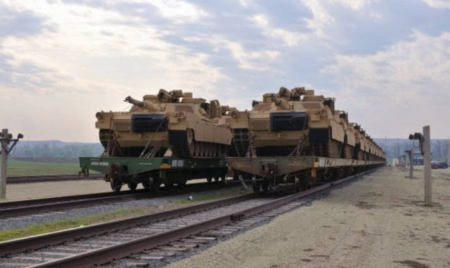 Οι ΗΠΑ αποστέλλουν στην Βουλγαρία άρματα μάχης