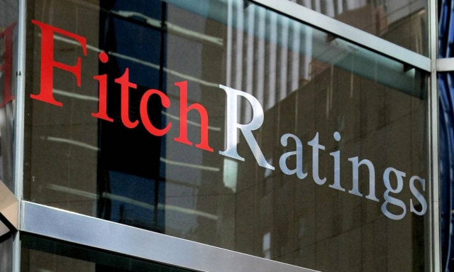 Ο οίκος Fitch αναβάθμισε κατά μία μονάδα το αξιόχρεο της Ελλάδας