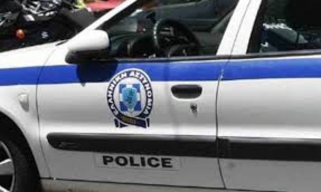 Νέος Κόσμος: Σύγκρουση περιπολικού με ΙΧ - Δύο ελαφρά τραυματίες