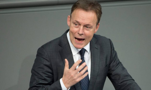 SPD: Ελαφρύνσεις στο ελληνικό χρέος μόνο με πρόοδο στις μεταρρυθμίσεις