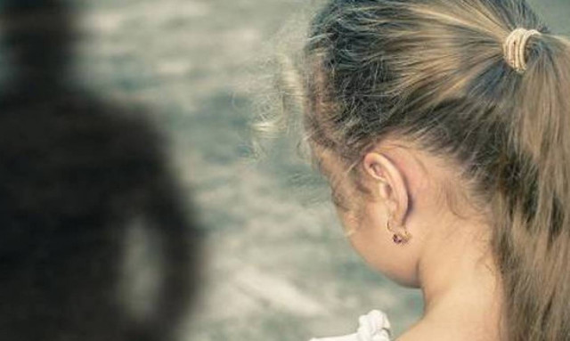 Κυλλήνη: Χειροπέδες σε 21χρονο για παιδική πορνογραφία