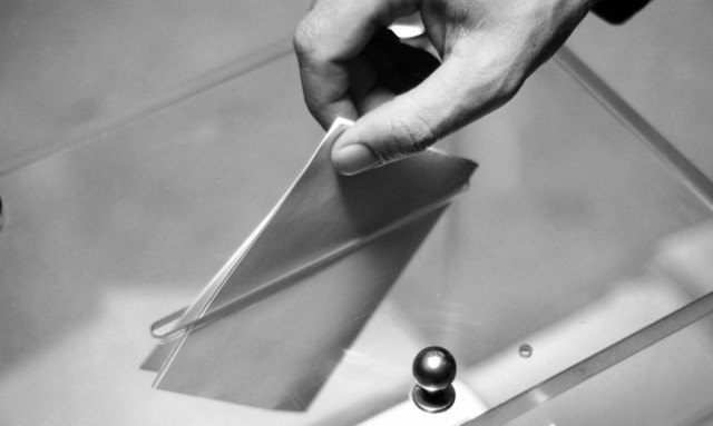 Εκλογές - Δημοσκόπηση: Ποιο κόμμα θα ψηφίσετε στις επικείμενες εκλογές;