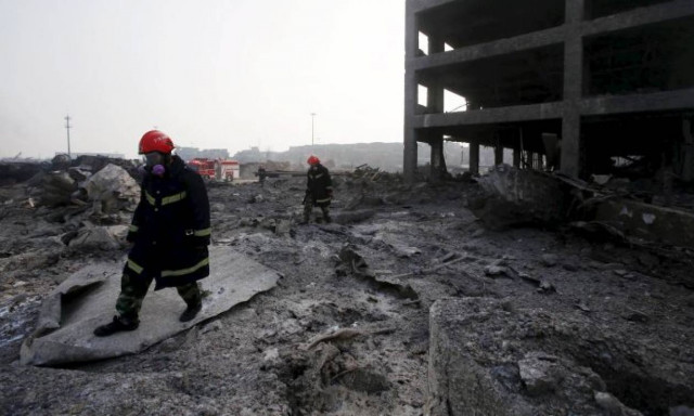 Νέες εστίες φωτιάς στην Τιανζίν της Κίνας