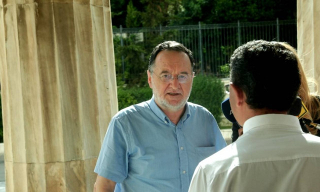 Πρόωρες εκλογές-Λαφαζάνης: Η κυβέρνηση έκανε κουρελόχαρτο το Σύνταγμα