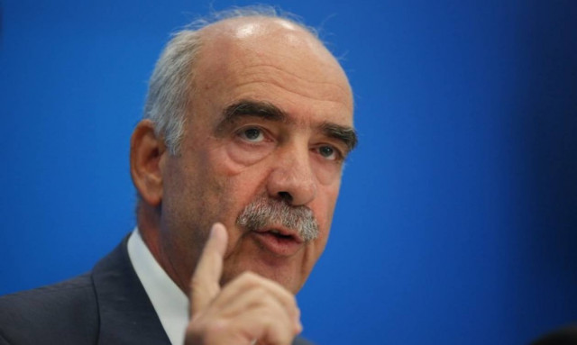 Πρόωρες εκλογές: ΝΔ - Αντεπίθεση με αιχμή την οικονομία και το μεταναστευτικό