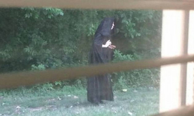 Η γυναίκα-μυστήριο που τρομοκρατεί τη Β. Καρολίνα