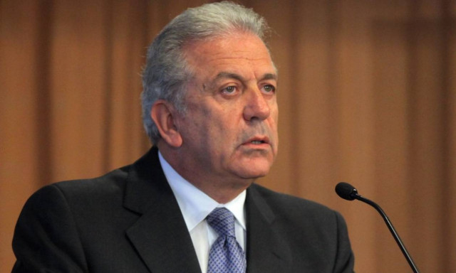 Μήνυμα Αβραμόπουλου: Να σταματήσουν οι αλληλοκατηγορίες για το μεταναστευτικό