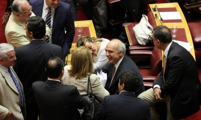 Συνάντηση Μεϊμαράκη με πολιτευτές και πρώην βουλευτές της ΝΔ – Συνεδριάζει την Πέμπτη η «γαλάζια» ΚΟ