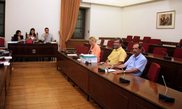 Τη… γλίτωσε ξανά ο Στουρνάρας - Νέα αιχμηρά «καρφιά» της Ζωής