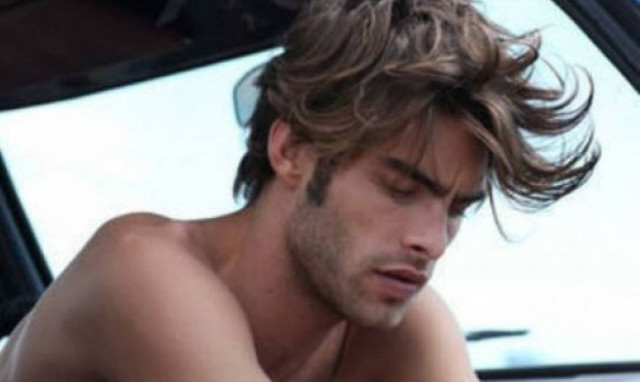 Πώς θα καταλάβεις έναν άπιστο άντρα; Πέντε σημάδια αποκαλύπτουν την «αταξία» του