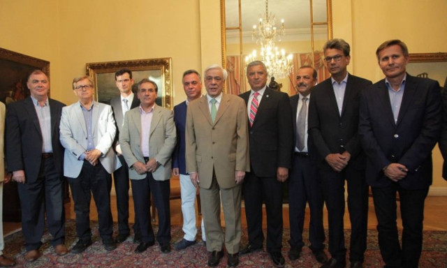 Παυλόπουλος: Άμεση σύγκληση Συνόδου Κορυφής για το μεταναστευτικό