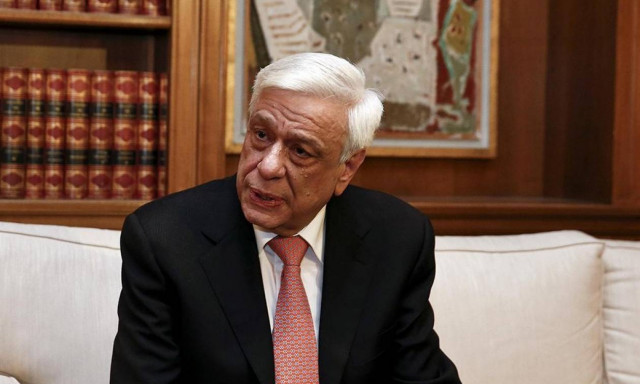 Εκλογές 2015 - O Παυλόπουλος ξεκινά τηλεφωνικές επαφές με αρχηγούς