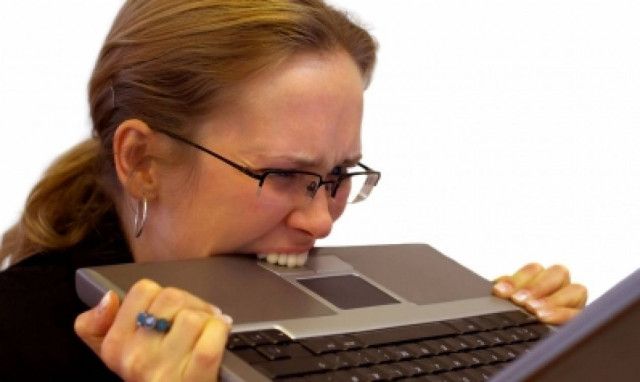 Το ανδροκρατούμενο εργασιακό περιβάλλον βλάπτει την υγεία... των γυναικών