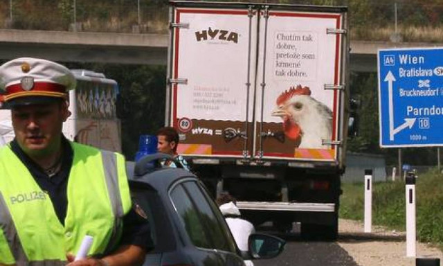 Αυστρία: Πάνω από 70 οι νεκροί μετανάστες - Μεταξύ τους 4 παιδιά και 1 βρέφος