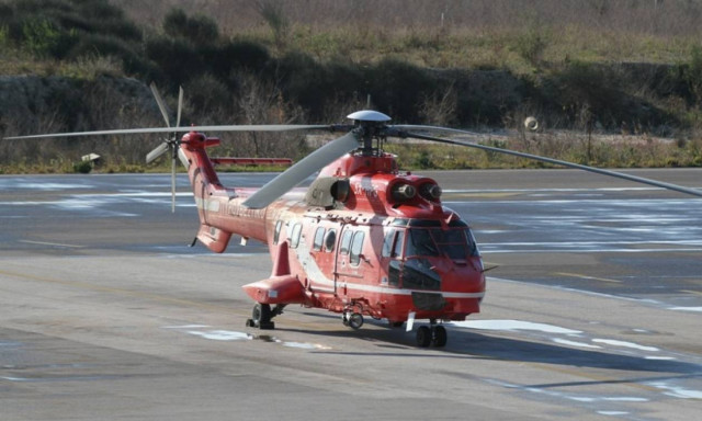 Διάσωση μετανάστη από Super Puma στη Σάμο