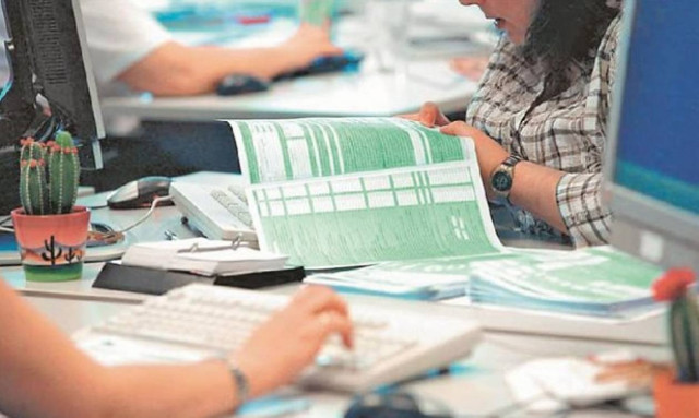 Φορολογικές δηλώσεις: Τη Δευτέρα (31/08) η καταληκτική ημερομηνία εμπρόθεσμης υποβολής