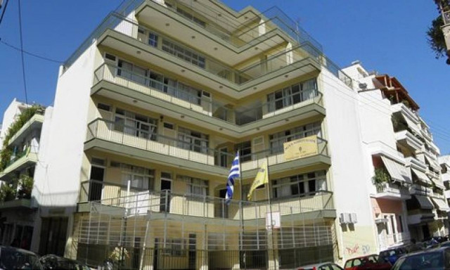 Λουκέτο στο ιστορικό σχολείο «Μιχαλοπούλειον»
