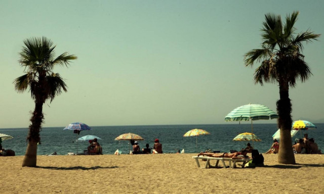 Καιρός: Μίνι καύσωνας με τοπικές βροχές – Τους 37 βαθμούς θα δείξει ο υδράργυρος (pics)