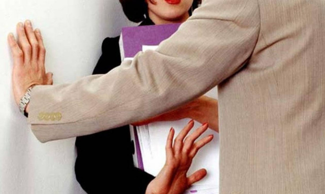 Λάρνακα: Κατήγγειλε τον διευθυντή της, για σεξουαλική παρενόχληση