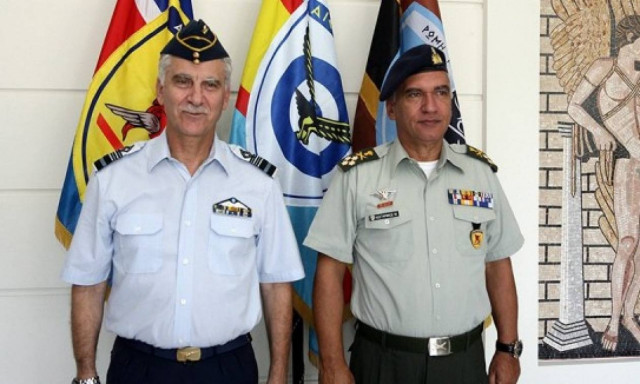 Ο στρατηγός Μιχάλης Κωσταράκος στη Λάρισα