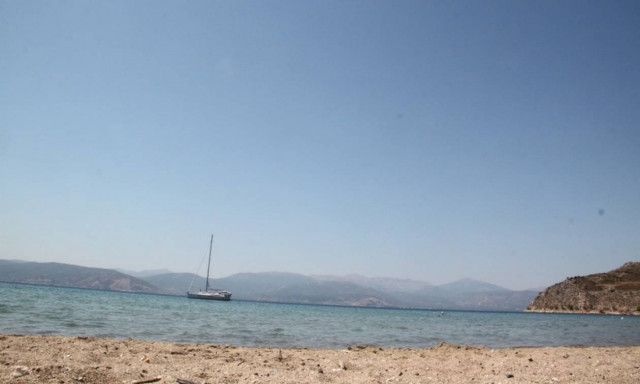 Το καλοκαίρι είναι ακόμα εδώ – Στους 38 βαθμούς θα σκαρφαλώσει το θερμόμετρο! (pics)