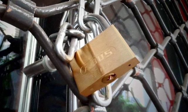 Κίνδυνος για 63.000 «λουκέτα» σε επιχειρήσεις μέσα στο επόμενο 6μηνο